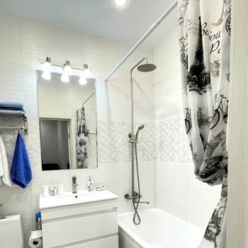 Сдается 1-комнатная квартира, 48 м²