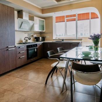 Сдается 1-комнатная квартира, 68 м²