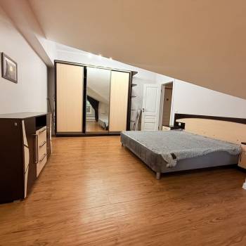 Сдается 2-х комнатная квартира, 69,7 м²