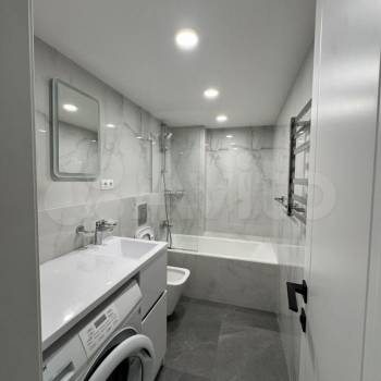 Сдается Многокомнатная квартира, 60 м²