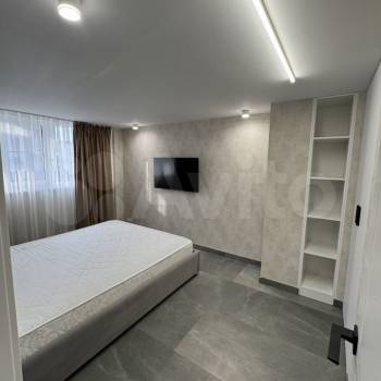 Сдается Многокомнатная квартира, 60 м²