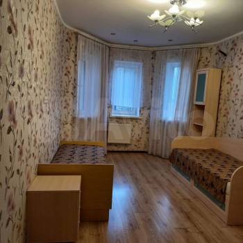 Сдается 2-х комнатная квартира, 80 м²