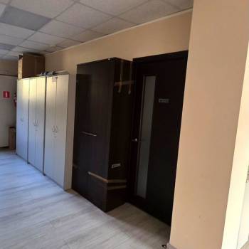 Сдается Нежилое помещение, 180 м²