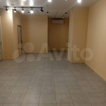 Сдается Нежилое помещение, 75 м²