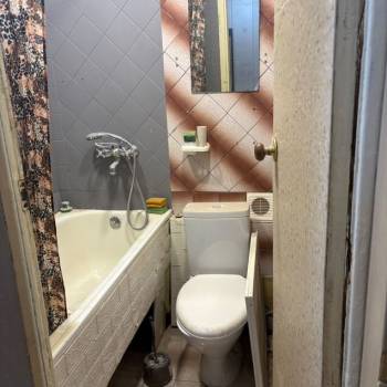Продается 1-комнатная квартира, 18 м²