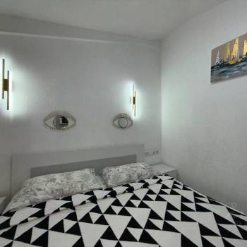 Продается 1-комнатная квартира, 17 м²