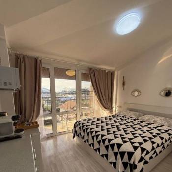 Продается 1-комнатная квартира, 17 м²