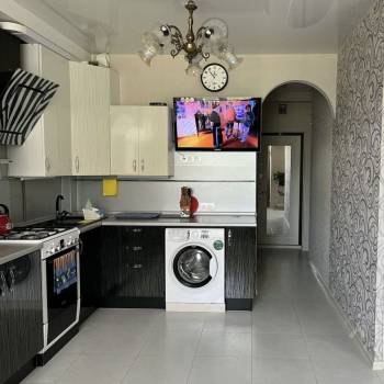 Сдается 1-комнатная квартира, 42 м²