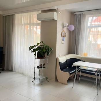Сдается 1-комнатная квартира, 42 м²