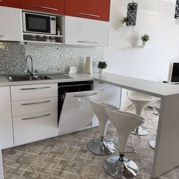 Продается 2-х комнатная квартира, 56,6 м²