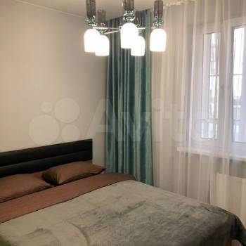 Сдается 1-комнатная квартира, 38 м²