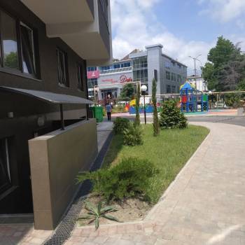 Продается 1-комнатная квартира, 42 м²