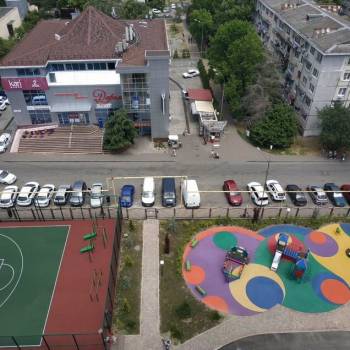 Продается 1-комнатная квартира, 42 м²