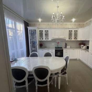 Продается Дом, 575 м²