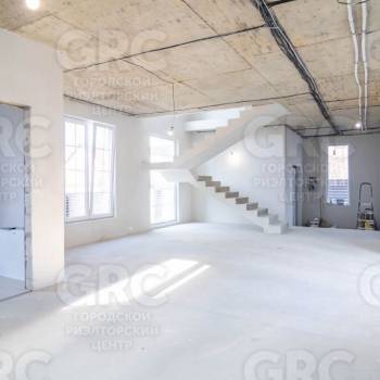Продается Дом, 298 м²