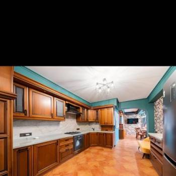 Сдается Многокомнатная квартира, 150 м²