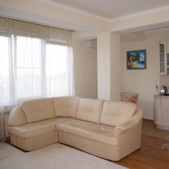 Сдается 2-х комнатная квартира, 65 м²