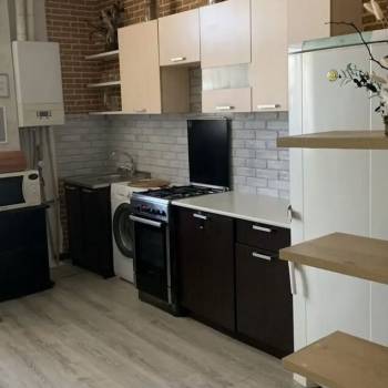 Сдается 1-комнатная квартира, 42 м²