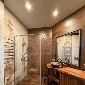 Сдается 2-х комнатная квартира, 101 м²