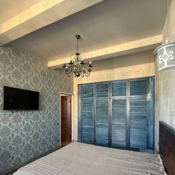 Сдается 2-х комнатная квартира, 101 м²
