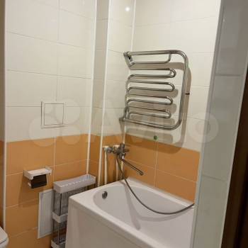 Сдается 1-комнатная квартира, 55 м²