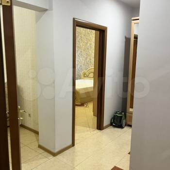 Сдается 1-комнатная квартира, 55 м²