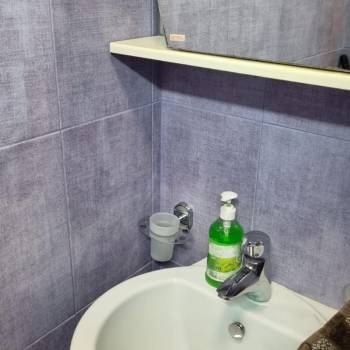 Продается 1-комнатная квартира, 18 м²