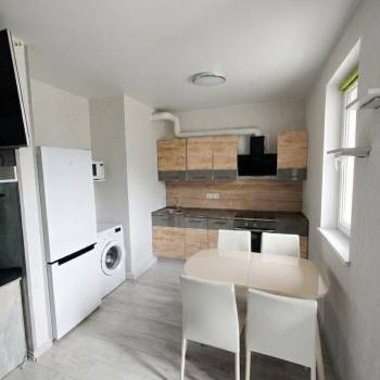 Продается 1-комнатная квартира, 34 м²
