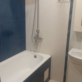 Продается 1-комнатная квартира, 41,8 м²