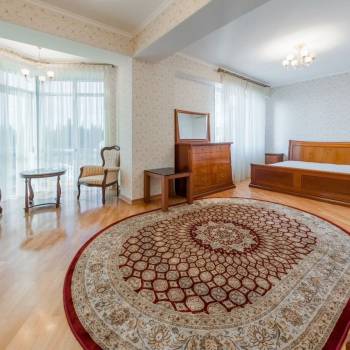 Продается Многокомнатная квартира, 169 м²