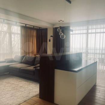 Продается Многокомнатная квартира, 105 м²
