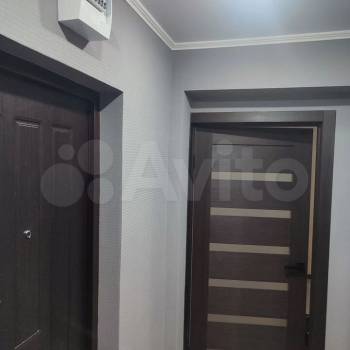 Продается 1-комнатная квартира, 32 м²