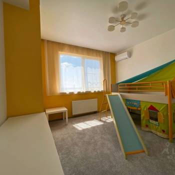 Сдается Многокомнатная квартира, 110 м²