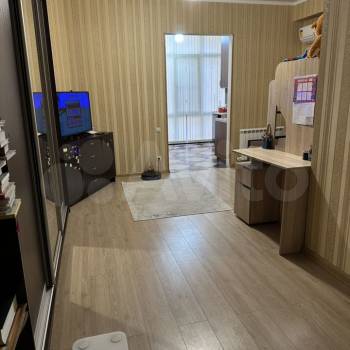 Продается 1-комнатная квартира, 37,5 м²