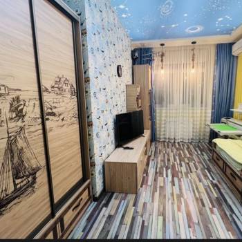 Продается 3-х комнатная квартира, 130 м²