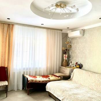 Продается Дом, 180 м²