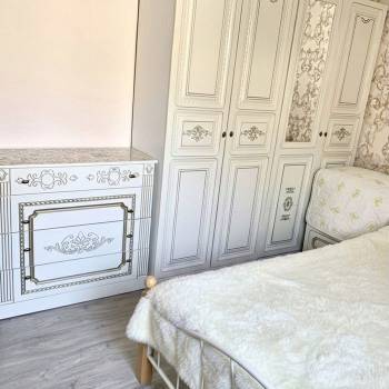 Продается Дом, 180 м²