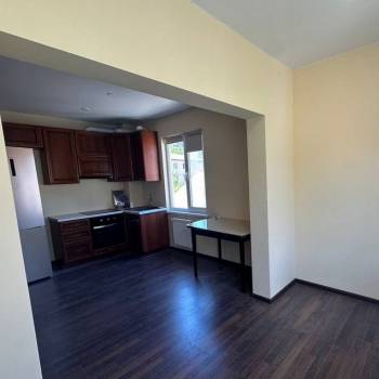 Продается Многокомнатная квартира, 131 м²
