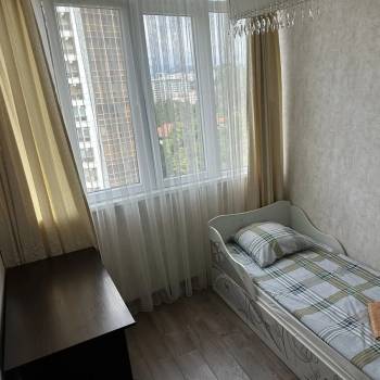 Сдается Многокомнатная квартира, 60 м²