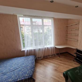 Сдается Многокомнатная квартира, 80 м²