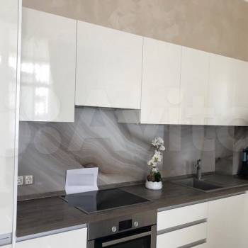 Сдается 2-х комнатная квартира, 80 м²