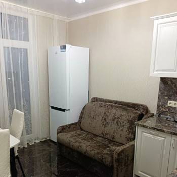 Сдается 1-комнатная квартира, 40 м²