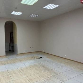 Сдается Нежилое помещение, 77 м²