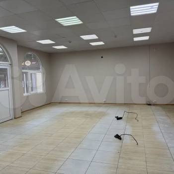 Сдается Нежилое помещение, 77 м²