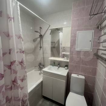 Сдается 1-комнатная квартира, 50 м²