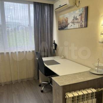 Сдается 1-комнатная квартира, 50 м²
