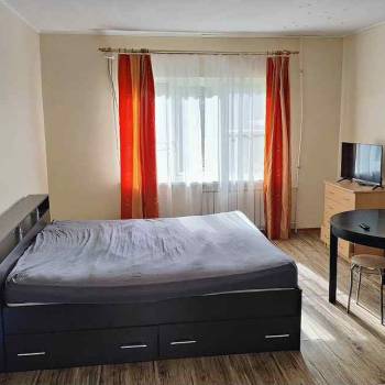 Сдается 1-комнатная квартира, 37 м²