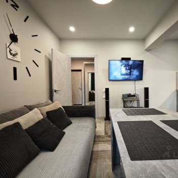 Продается 2-х комнатная квартира, 46 м²