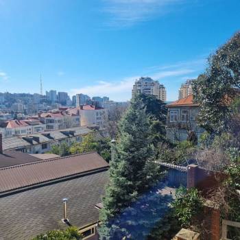 Продается Многокомнатная квартира, 68 м²