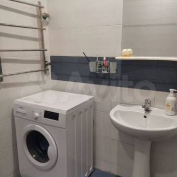 Сдается Многокомнатная квартира, 75,8 м²